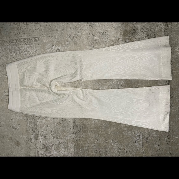 Rachel Zoe Woodgrain Flare Pants - Picture 9 of 9